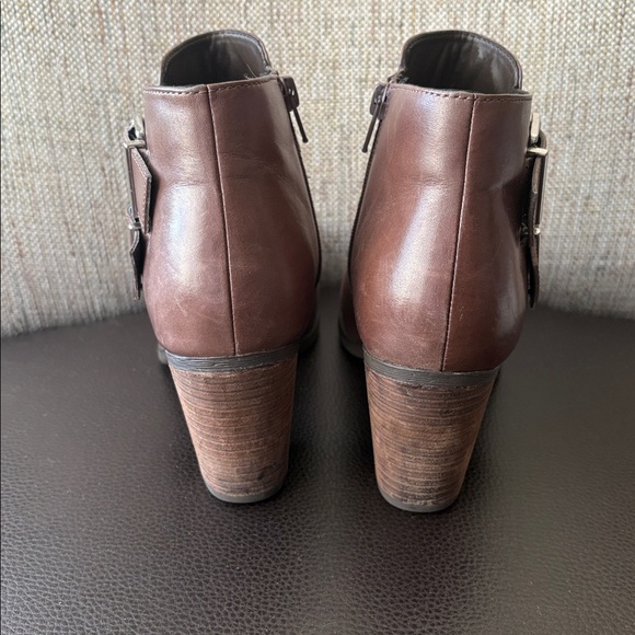 Clarks Brown Leather Ankle Booties with Buckle Straps - Picture 3 of 6